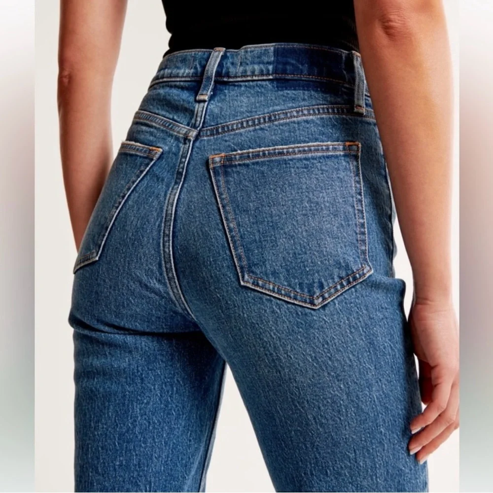 Abercrombie & Fitch 90’s Straight Ultra High Rise Jean Size 2 Regular 26 - Picture 5 of 16